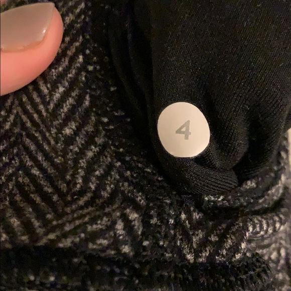 Lululemon leggings - Picture 2 of 3